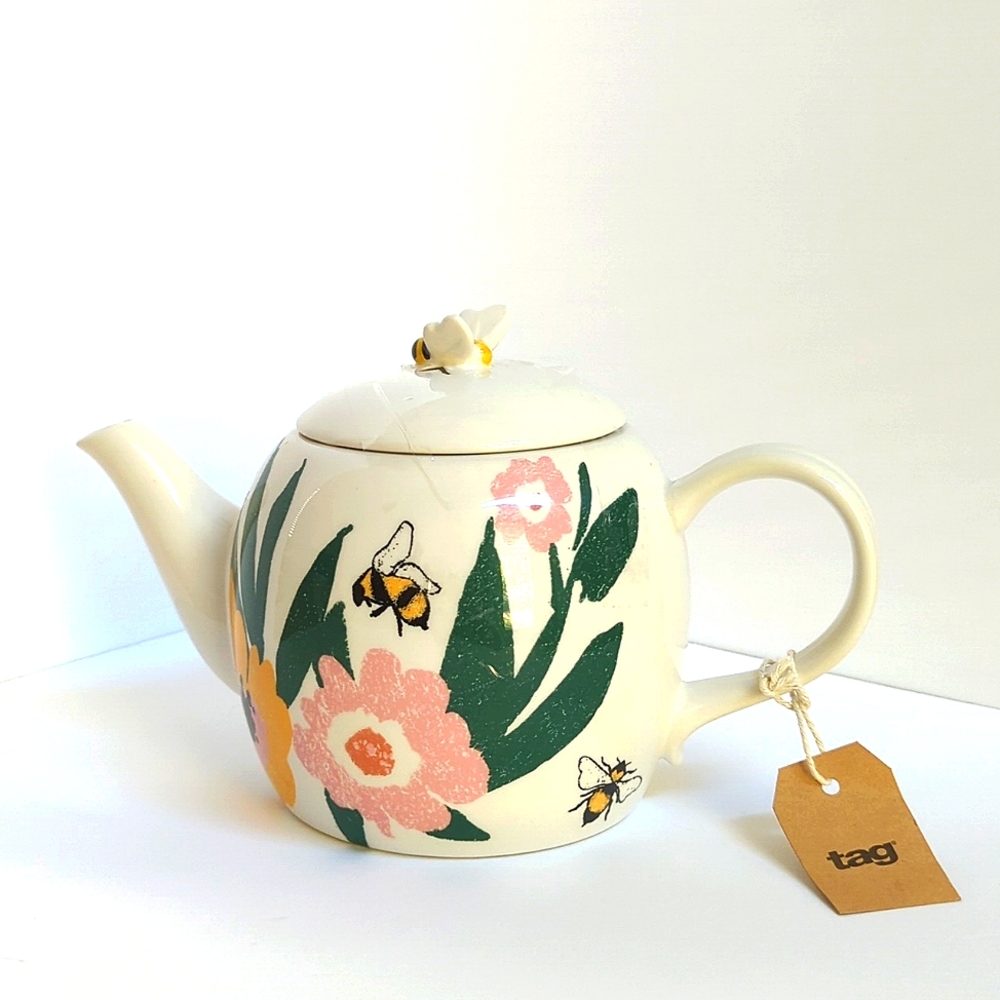 NWT floral stoneware teapot featuring bees